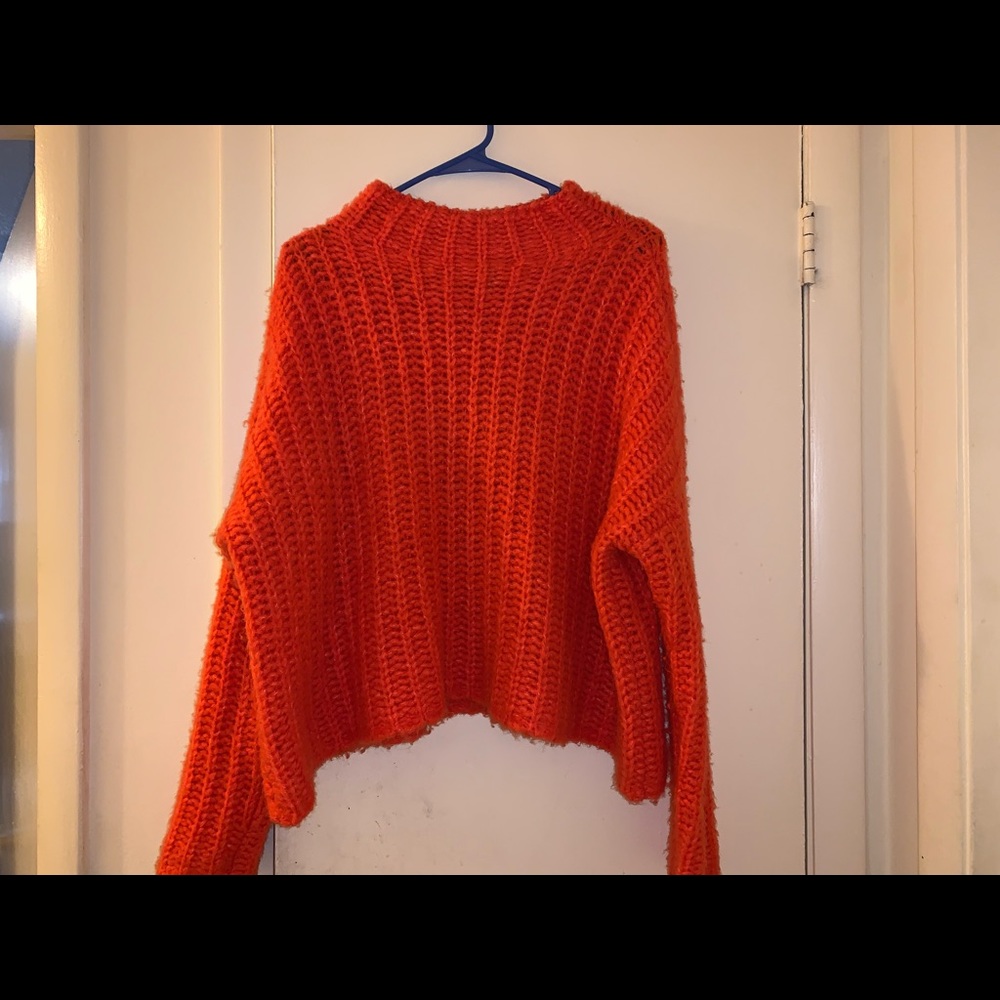 Knitted Turtle neck sweater